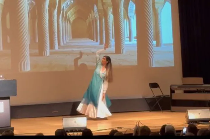 گزارشی از برنامه سازمان زنان ایرانی انتاریو به مناسبت ۸ مارس